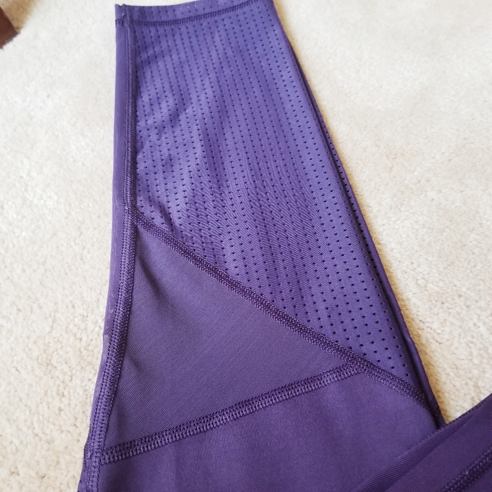 SOLD VS Sport knockout mesh leggings M - Picture 8 of 12